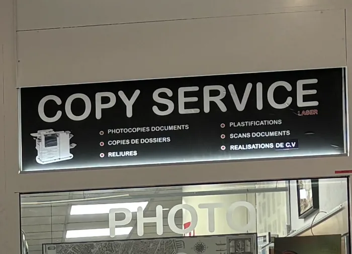 El panel Copy Service: fotocopias, copias de expedientes, encuadernación, plastificado, escaneo, CV